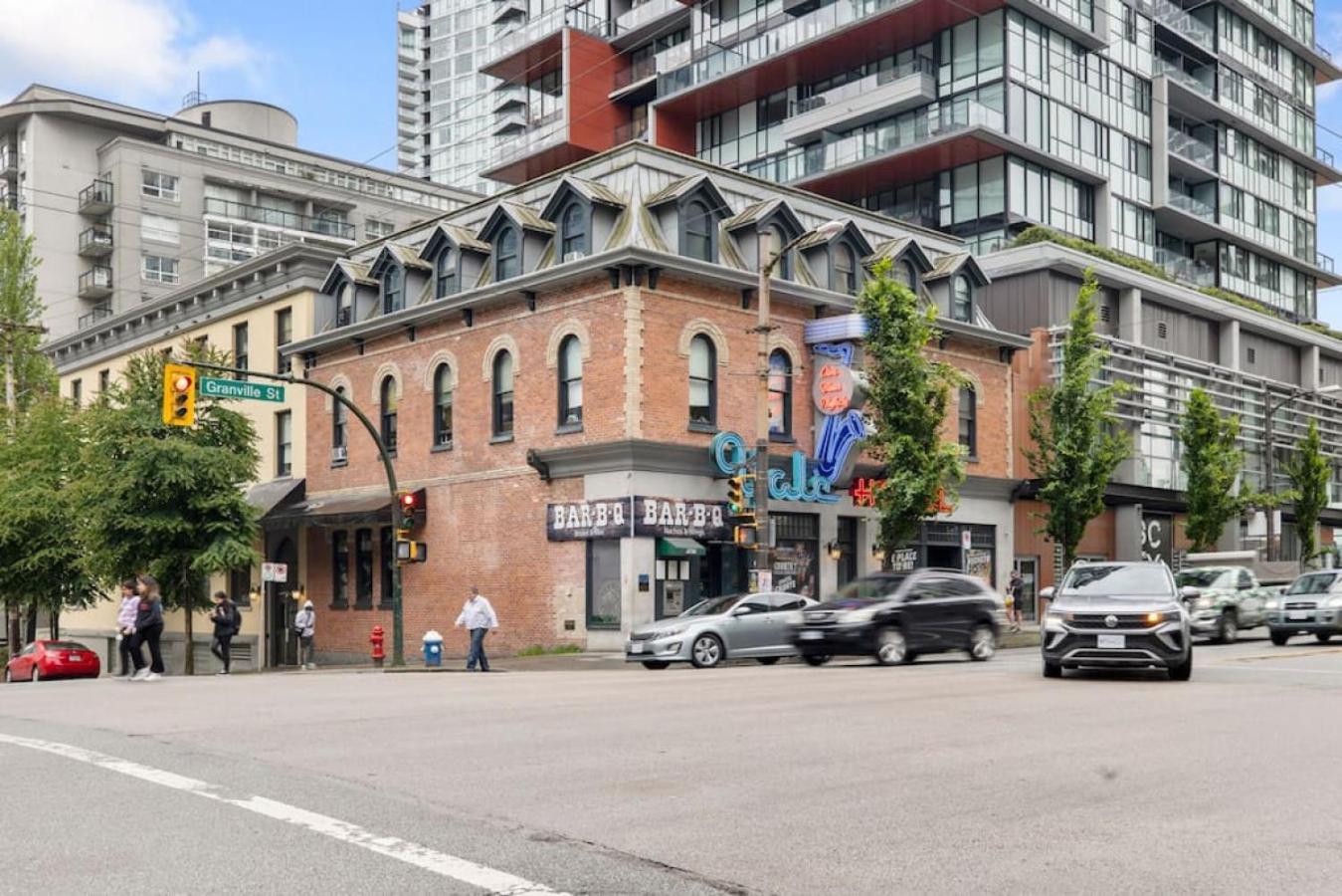 Top Floor Unit On Granville Strip Yaletown Area Vancouver Exterior photo